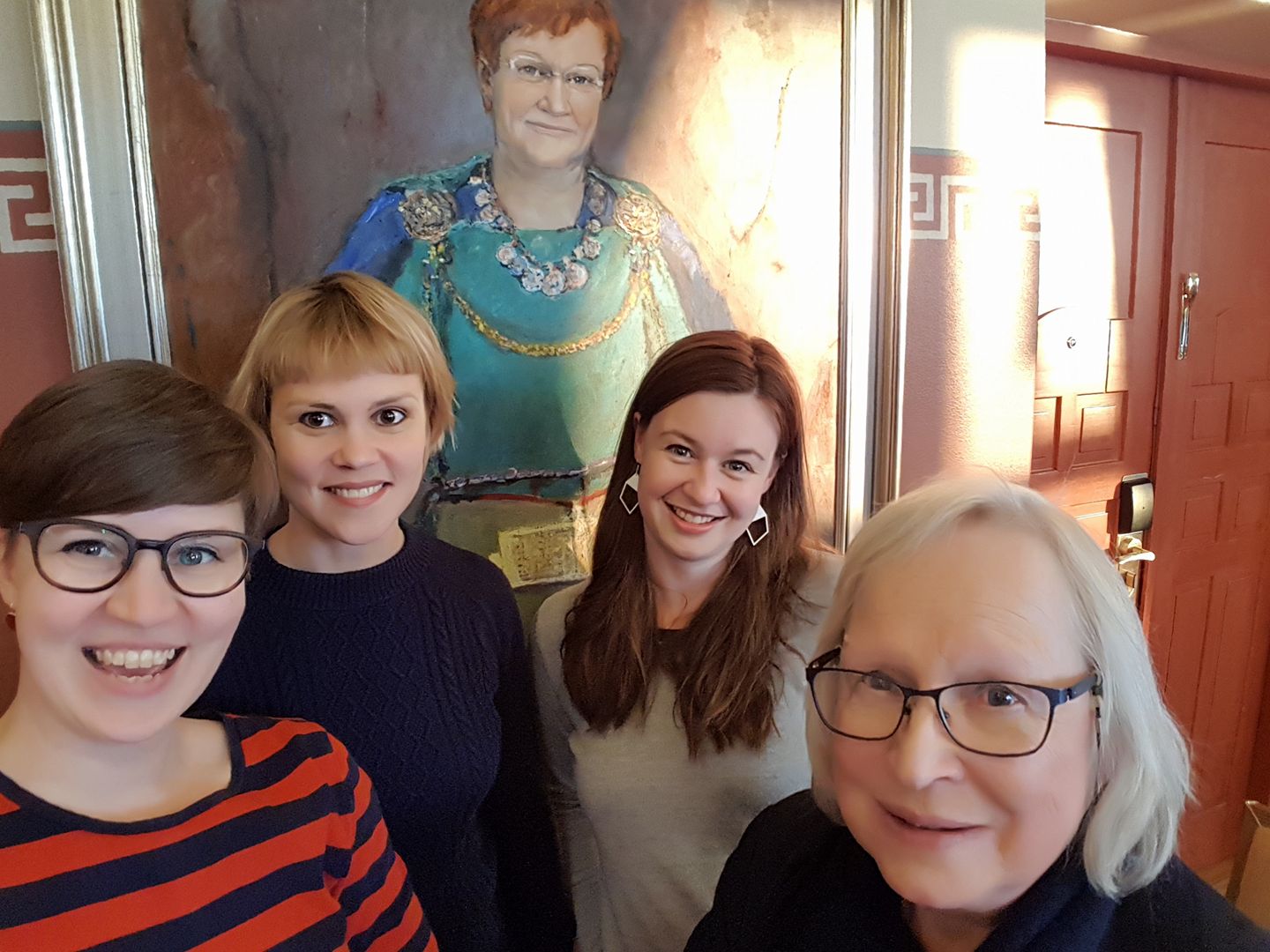 Kaksi näkökulmaa tulevaisuuden työelämään – keskustelumuistio