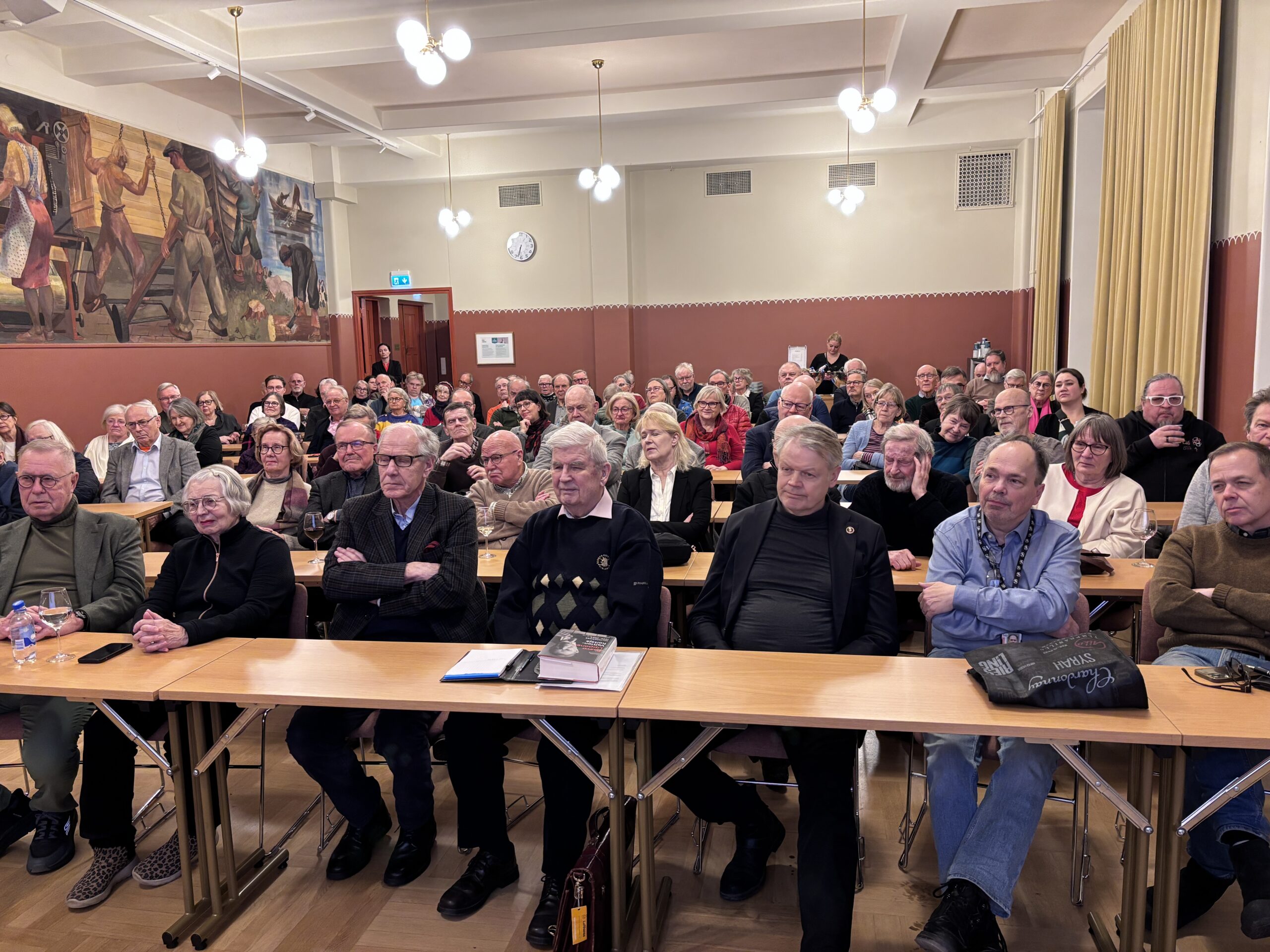 Paavo Lipponen: Auttaako sivistys, suojaako kulttuuri?